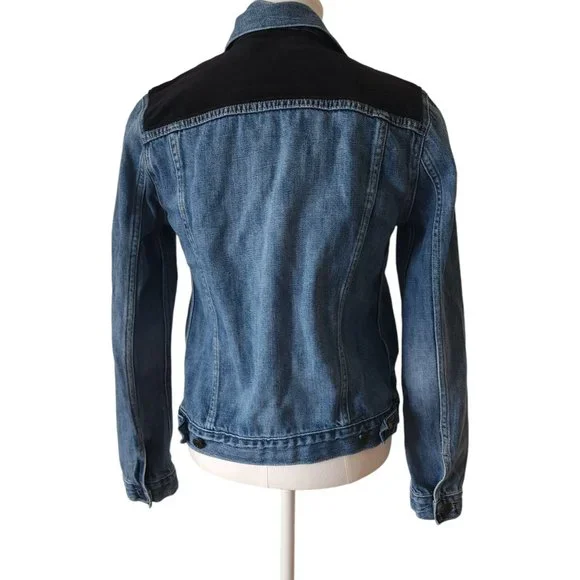 GAP Icon Denim jacket with black velvet patches - Picture 3 of 9